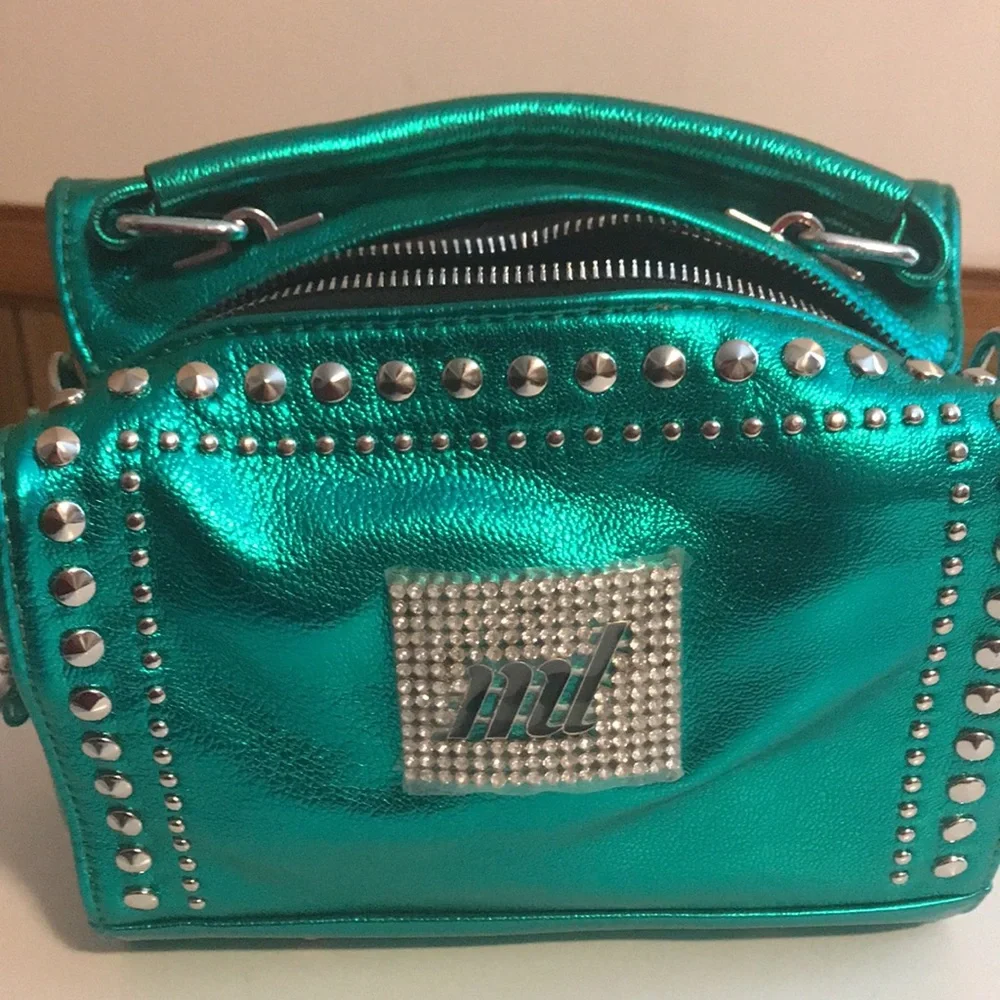 Super Cute Metallic Green Satchel Handbag Crossbody - Picture 4 of 9